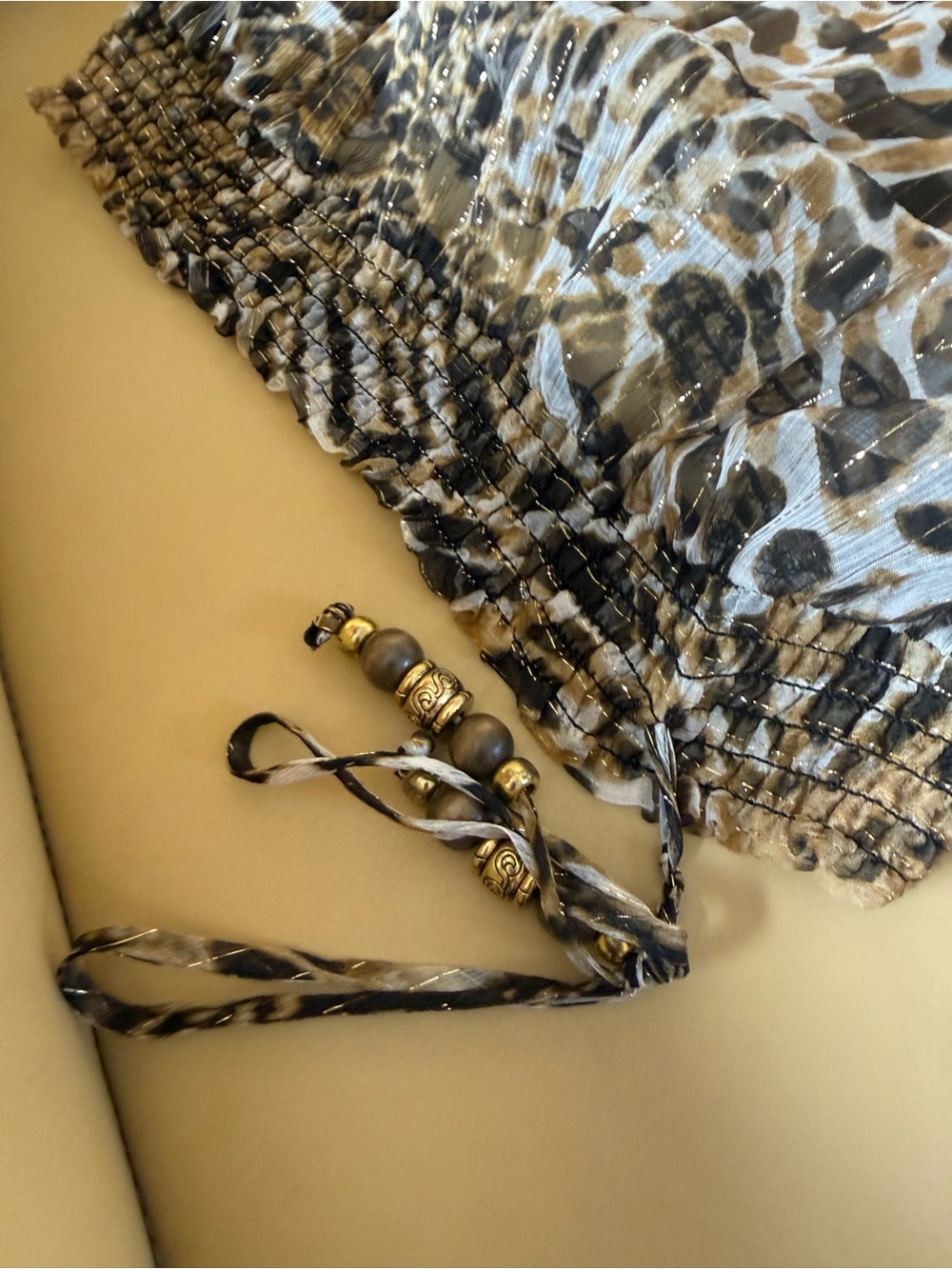 Vintage sheer pattern leopard top made by Cache - Picture 5 of 5